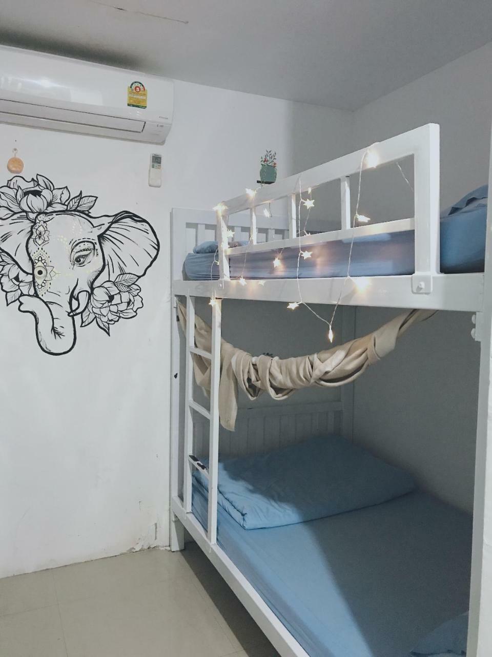1Sabai Hostel Bangkok Exterior photo